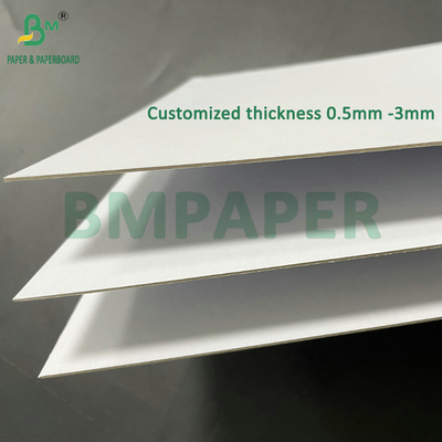 Kekuatan yang kuat 1mm 1.5mm Putih Atas Putih Kembali Laminasi Kardus Kekerasan
