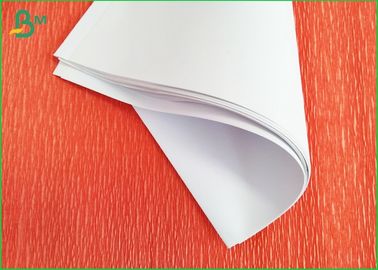 Ukuran A4 White Plain Bond Paper Dengan Virgin Wood Pulp Smooth Surface