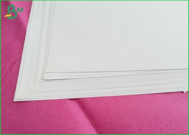 100% Virgin Wood Uncoated Printing Paper Printability Sangat Bagus Untuk Meliputi