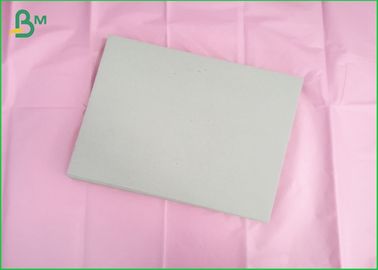 Lembaran karton portabel abu-abu 49x36 inci dilaminasi bahan Pulp daur ulang