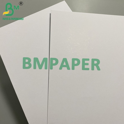 1mm 820gsm 2 sisi Putih Lapisan Laminated Paperboard Dengan Grey Middle Duplex Board