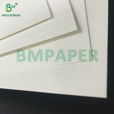 0.7mm 0.9mm Cepat menyerap Off Putih Uncoated Pulp Board Untuk Beer Pads
