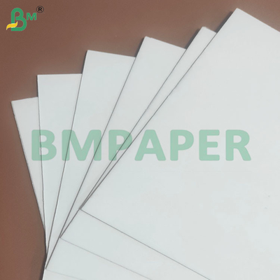 Daya tahan Lembar kertas penyerap porositas tinggi dalam 0,4-0,7 mm
