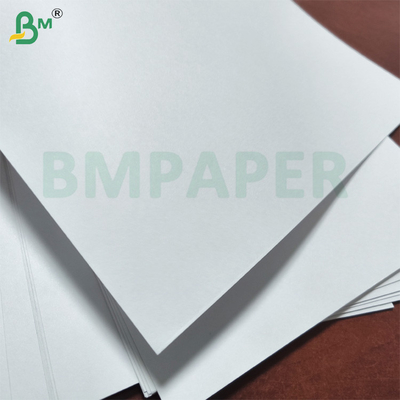 Kertas sampul yang tidak dilapisi Putih 100lb Cerah Ultra Lemes