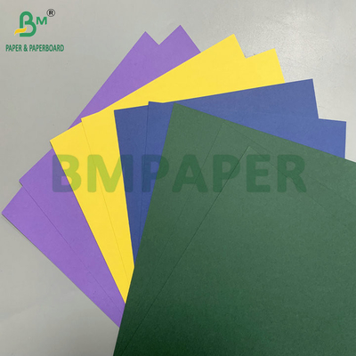 Permukaan halus 180gm 230gm Kardus berwarna untuk undangan pernikahan