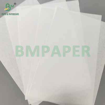 60gsm 80gsm Bahan Serat Tinggi Kertas Kraft Putih Kekuatan Tarik Ultra Tinggi Untuk Pengemasan
