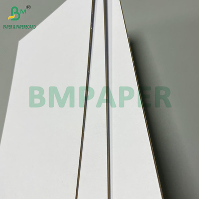 Kardus Putih Pulp Kayu 2mm 2.5mm Kekuatan Tinggi untuk Papan Tampilan POS Indoor
