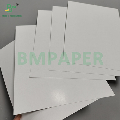 Kartu stok inti hitam opasitas tinggi 310gsm 330gsm Standar Untuk Kartu Poker