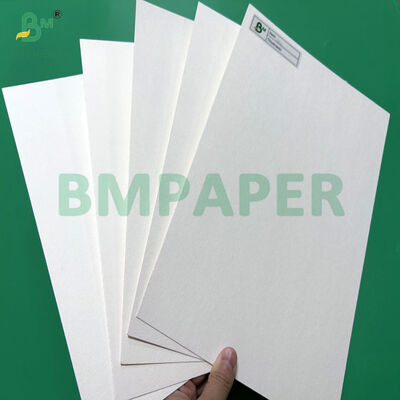 Air cepat menyerap 390gsm White Coaster Board Untuk Bir Mat 455 x 650mm