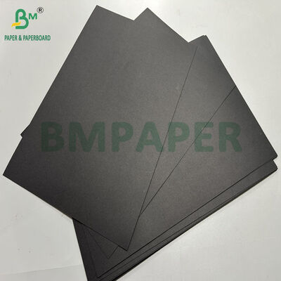 80gm 90gm 100gm Pure Black Kraft Paper Untuk Tas Belanja 70 x 100cm