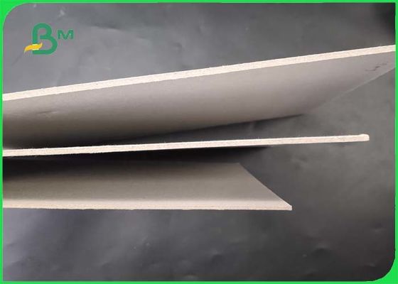FSC Certifieded Grey Chipboard / Ramah Lingkungan Kertas Daur Ulang Grade AAA AA Untuk Kotak Penyimpanan