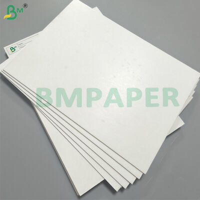 2 lembar kardus berlapis sisi 2mm untuk poster papan atau pembungkusan hadiah